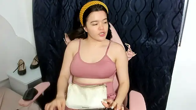 Alexa Missfortune online show from July 1, 2026, 10:53 pm