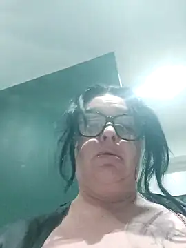 xxsoniaBixx online show from April 3, 2026, 11:03 pm