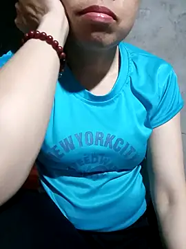 Vily-lonely online show from April 10, 2026, 12:32 pm