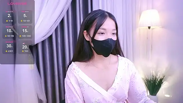 Snapshot of Lu_Ly22 chatting on June 20, 2026, 1:03 pm Lu Ly22 online show from June 20, 2026, 1:03 pm