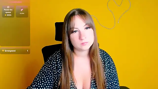 Snapshot of Tiffani_Angel chatting on July 10, 2026, 11:24 am Tiffani Angel online show from July 10, 2026, 11:24 am