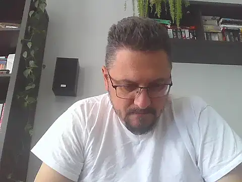 19cmSlave online show from May 26, 2026, 9:27 am