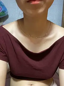 -Tini- online show from April 5, 2026, 2:36 pm