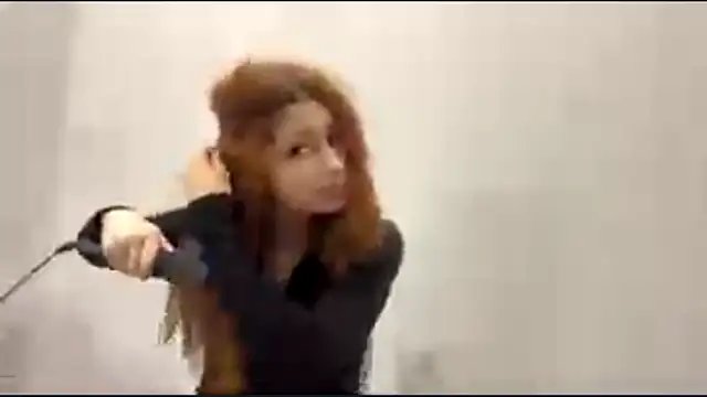 Snapshot of AnalisaPfliger chatting on April 8, 2026, 3:39 am AnalisaPfliger online show from April 8, 2026, 3:39 am