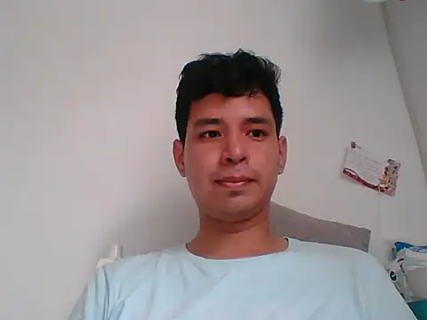 Snapshot of Ian-yin08 chatting on July 17, 2026, 4:45 pm Ian-yin08 online show from July 17, 2026, 4:45 pm