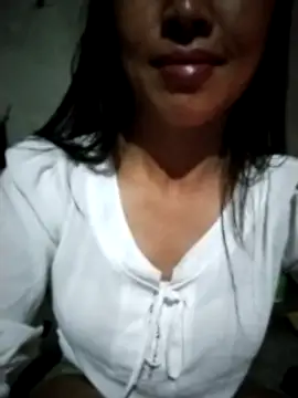 Snapshot of Lisa-aa chatting on April 29, 2026, 12:09 pm Lisa-aa online show from April 29, 2026, 12:09 pm