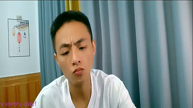 Snapshot of davidboys chatting on June 17, 2026, 2:03 am davidboys online show from June 17, 2026, 2:03 am