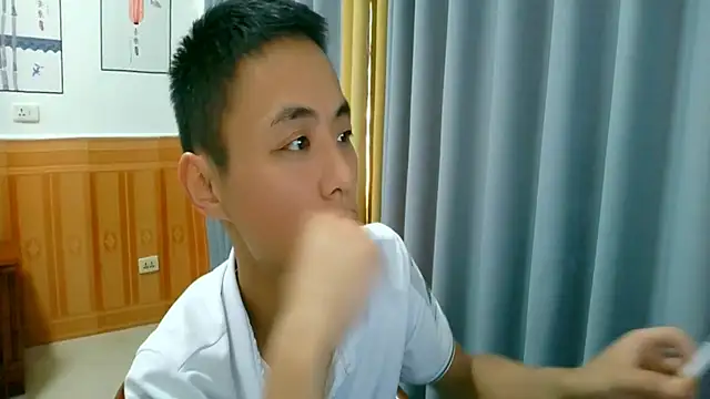 Snapshot of davidboys chatting on July 21, 2026, 6:16 am davidboys online show from July 21, 2026, 6:16 am