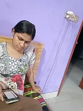 Jerin Couple61 online show from June 25, 2026, 11:37 am