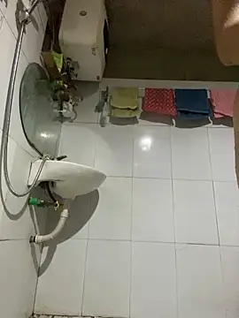 Elisa-a online show from April 8, 2026, 2:28 pm