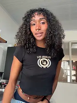 Sun lynx Love online show from April 16, 2026, 6:09 pm