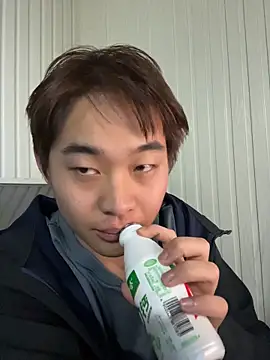 QingLong0012026 online show from April 2, 2026, 1:20 pm