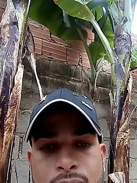 Snapshot of Nicolas_Moncadas chatting on April 8, 2026, 5:24 pm Nicolas Moncadas online show from April 8, 2026, 5:24 pm