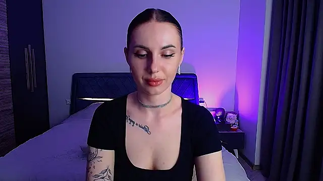 Snapshot of Sour_Berry_ chatting on April 28, 2026, 5:07 pm Sour Berry online show from April 28, 2026, 5:07 pm