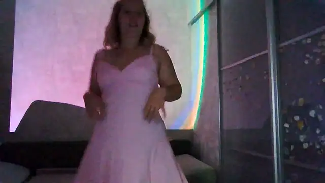 Snapshot of TinaKittyX chatting on July 28, 2026, 7:26 pm TinaKittyX online show from July 28, 2026, 7:26 pm
