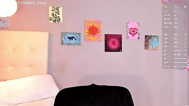 Snapshot of Melaniaa_Roussee chatting on April 14, 2026, 2:28 am Melaniaa Roussee online show from April 14, 2026, 2:28 am