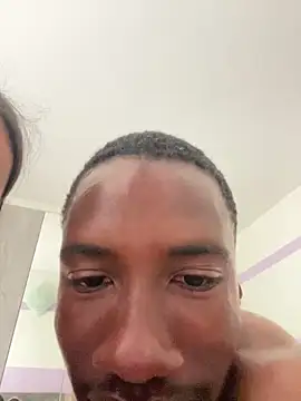 INTRUDERS20 online show from April 18, 2026, 1:48 pm