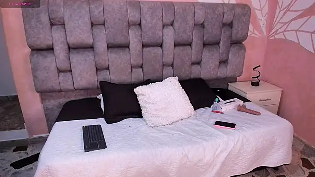 AbbyRogers1 online show from June 2, 2026, 4:03 am