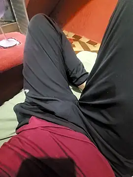 Snapshot of Vanzinho83 chatting on April 12, 2026, 2:38 am Vanzinho83 online show from April 12, 2026, 2:38 am