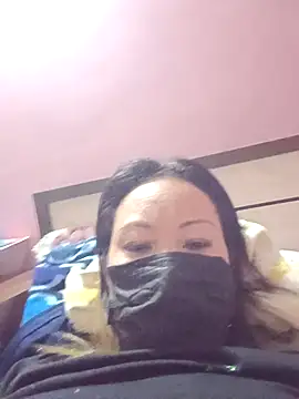 Bristy BigBoobs online show from June 19, 2026, 5:28 pm