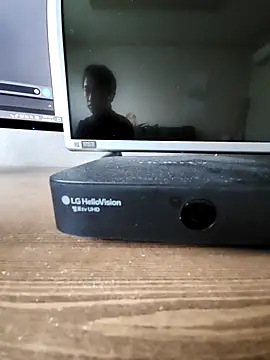 Snapshot of ho2jjahk chatting on April 6, 2026, 4:32 am ho2jjahk online show from April 6, 2026, 4:32 am