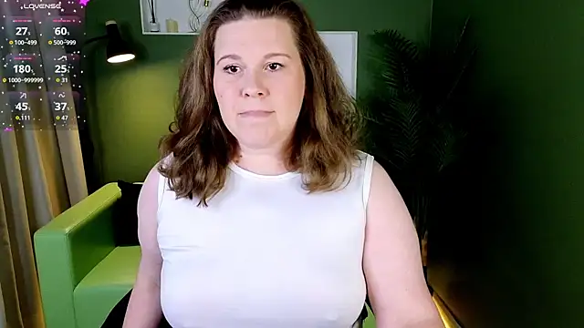 Karolisse online show from July 24, 2026, 3:43 pm