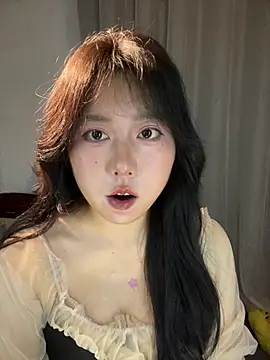 ooooBaby129 online show from April 4, 2026, 12:02 pm