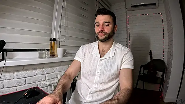 Snapshot of DaddySlava chatting on April 14, 2026, 7:09 pm DaddySlava online show from April 14, 2026, 7:09 pm