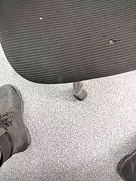 samosa7678 online show from April 10, 2026, 12:43 pm