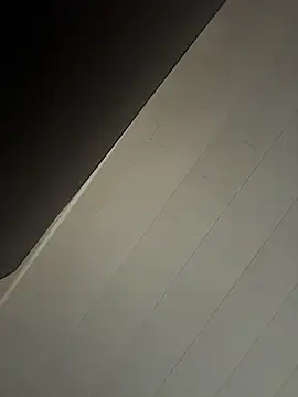 kuntryg8338 online show from April 13, 2026, 4:12 pm