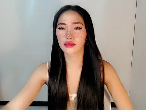 Snapshot of urasiankylie chatting on April 18, 2026, 5:06 pm urasiankylie online show from April 18, 2026, 5:06 pm