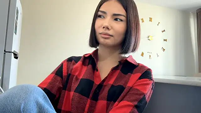 TastedBarite online show from April 12, 2026, 7:35 am