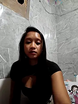 asianaddyxxx online show from April 20, 2026, 8:43 pm