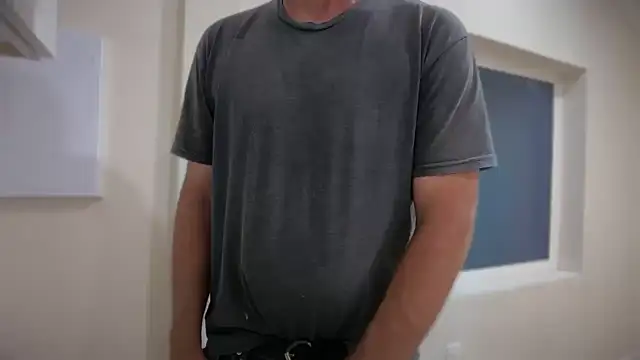 Snapshot of stokeyd44 chatting on April 12, 2026, 8:08 am stokeyd44 online show from April 12, 2026, 8:08 am