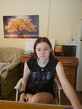 Snapshot of JessicaHolland1 chatting on June 17, 2026, 6:05 am JessicaHolland1 online show from June 17, 2026, 6:05 am