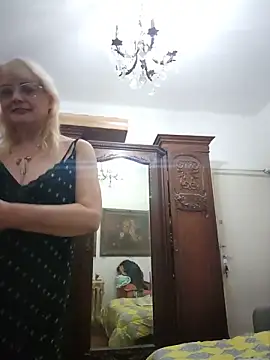 Snapshot of MatureElegantWidow chatting on May 22, 2026, 8:47 pm MatureElegantWidow online show from May 22, 2026, 8:47 pm