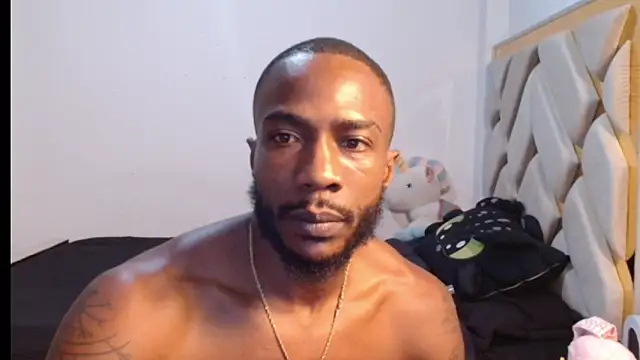 Snapshot of YANADEBAYO chatting on June 2, 2026, 12:23 am YANADEBAYO online show from June 2, 2026, 12:23 am
