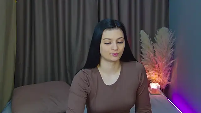 JennyJordans online show from April 12, 2026, 1:21 am