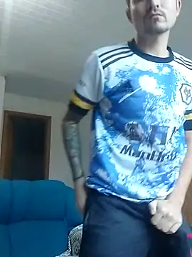 Snapshot of Joelcio19cm chatting on April 8, 2026, 7:58 pm Joelcio19cm online show from April 8, 2026, 7:58 pm