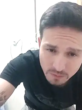 Snapshot of Joelcio19cm chatting on April 12, 2026, 6:07 am Joelcio19cm online show from April 12, 2026, 6:07 am