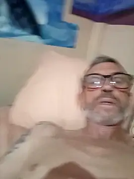 Snapshot of chris-sbh11 chatting on April 3, 2026, 7:56 pm chris-sbh11 online show from April 3, 2026, 7:56 pm