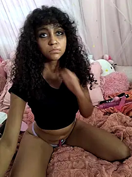 Snapshot of mia_hart chatting on June 19, 2026, 3:11 am mia hart online show from June 19, 2026, 3:11 am