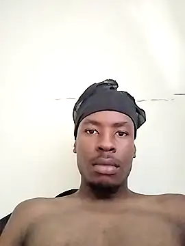 Snapshot of Carlo-Mc chatting on April 3, 2026, 1:42 pm Carlo-Mc online show from April 3, 2026, 1:42 pm