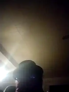 charlieec389 online show from April 4, 2026, 7:06 am