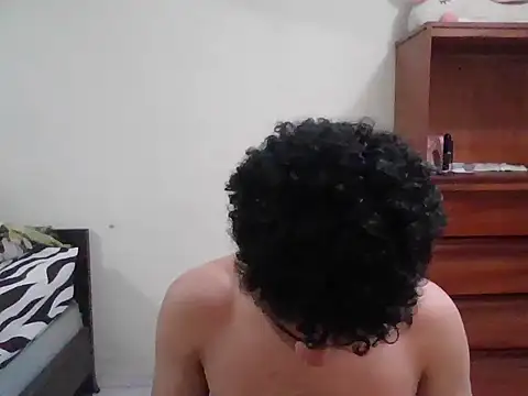 angelito1205 online show from April 3, 2026, 4:38 pm