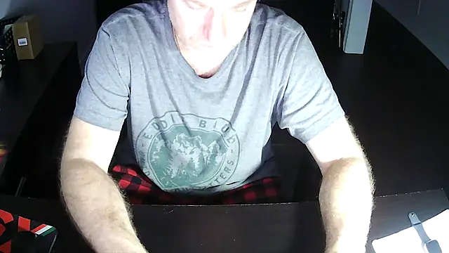 Shalun2000 online show from April 9, 2026, 12:43 am