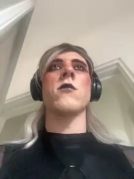 michelle310 online show from April 10, 2026, 4:55 pm