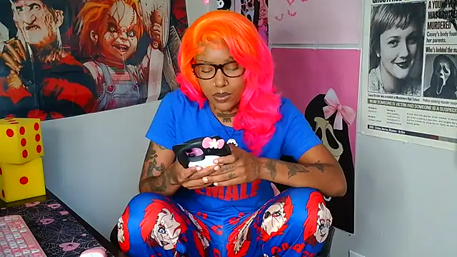 Snapshot of spookiebaddie chatting on July 15, 2026, 6:46 pm spookiebaddie online show from July 15, 2026, 6:46 pm