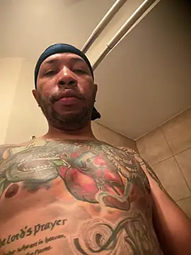 Snapshot of Woody_and_Jessie chatting on April 12, 2026, 7:30 pm Woody and Jessie online show from April 12, 2026, 7:30 pm