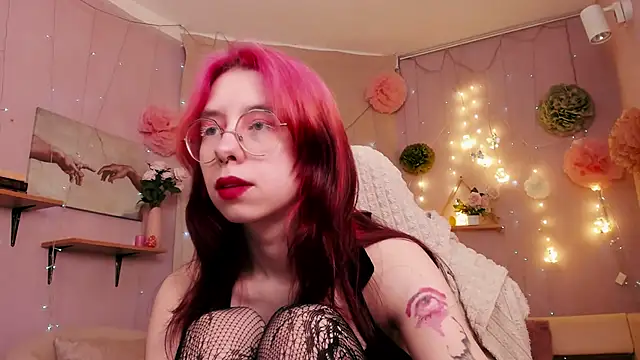 Alice Nyx online show from April 11, 2026, 8:57 pm